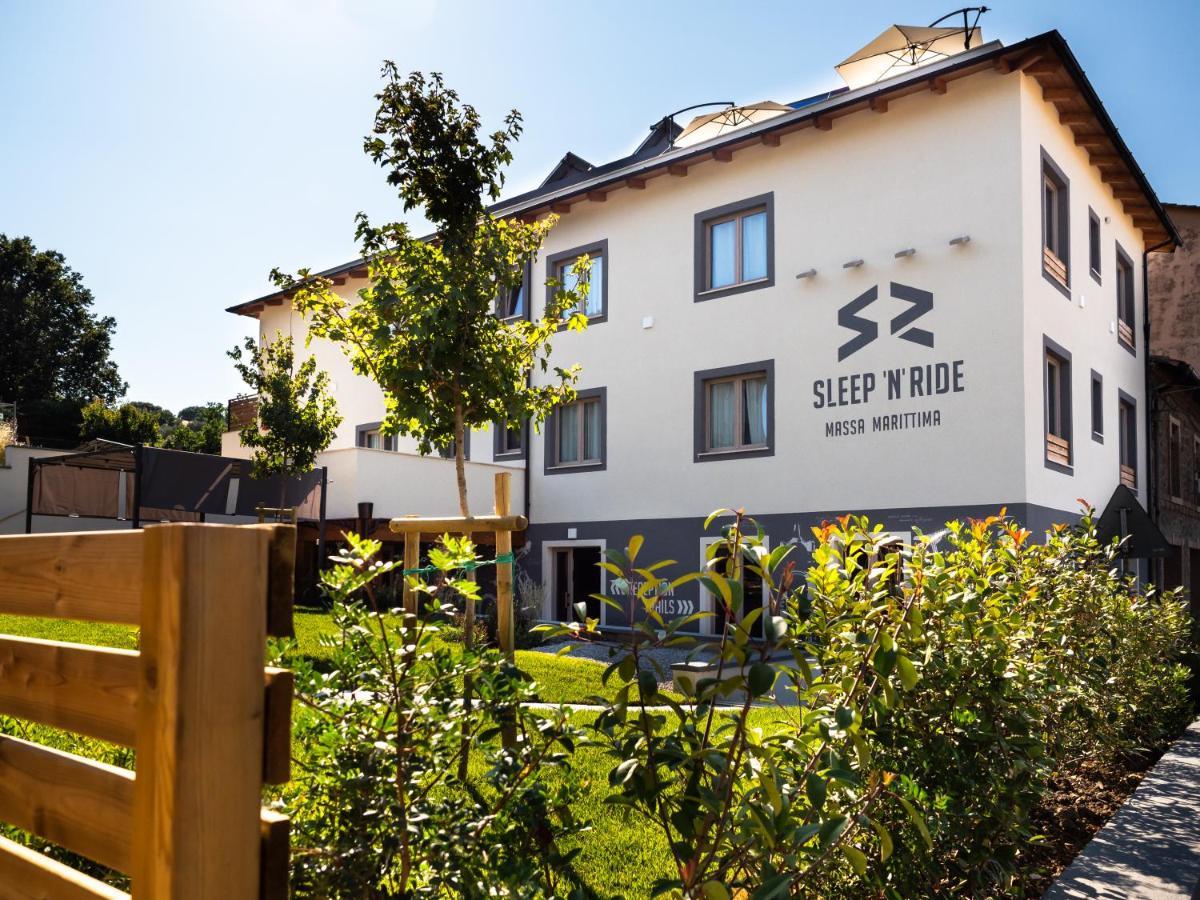 Sleep 'N' Ride Massa Marittima Hotel Exterior foto